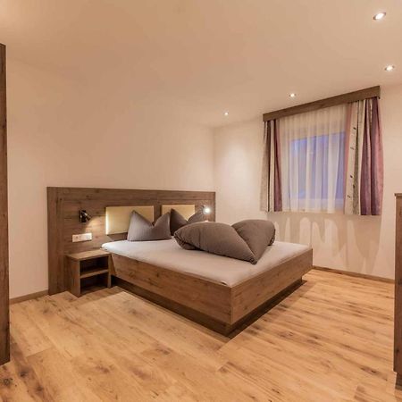 Ferienhaus Gipfelblick Нойштифт-им-Штубайталь Экстерьер фото